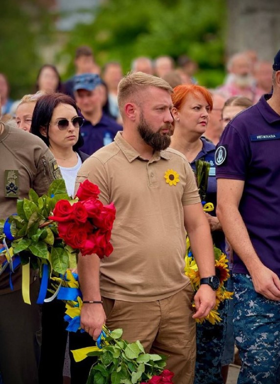 В Одесі відкрили Алею Героїв: наразі там понад 200 імен українських захисників (фото)